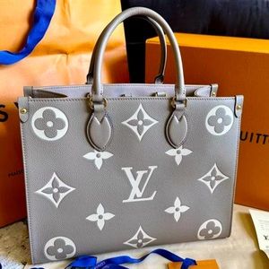 Authentic LOUIS VUITTON Beige Leather OnTheGo MM Monogram Tote Bag EXCELLENT!